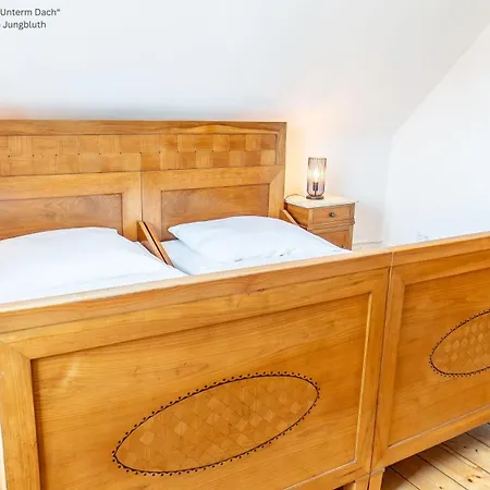 Herrenhaus Burg Vlatten 아파트