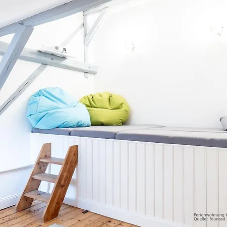 Herrenhaus Burg Vlatten 아파트