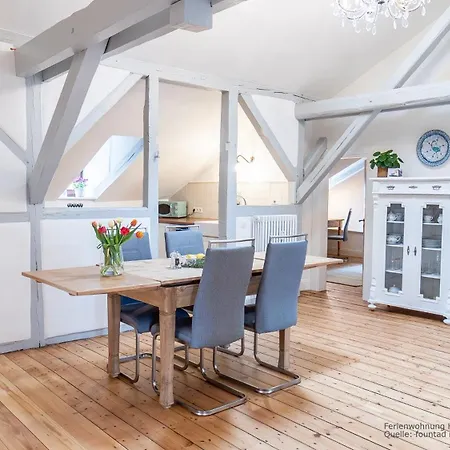 Herrenhaus Burg Vlatten 아파트 하임바흐