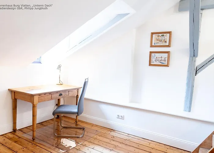 Herrenhaus Burg Vlatten شقة هيمباخ